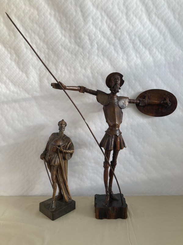 2 houten figuren Don Quichote/ oURO
