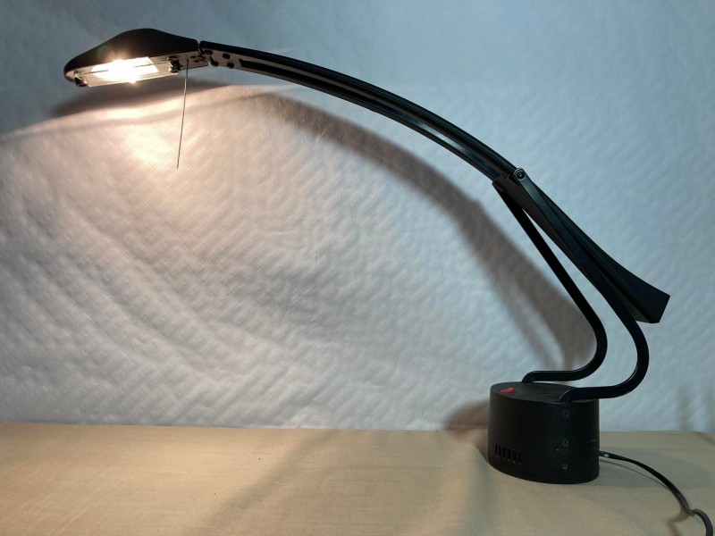Italiaanse design bureaulamp: Stilplast