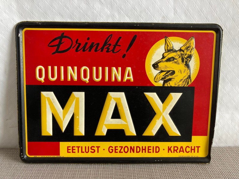 Oude reclamepaneel Quinquina MAX
