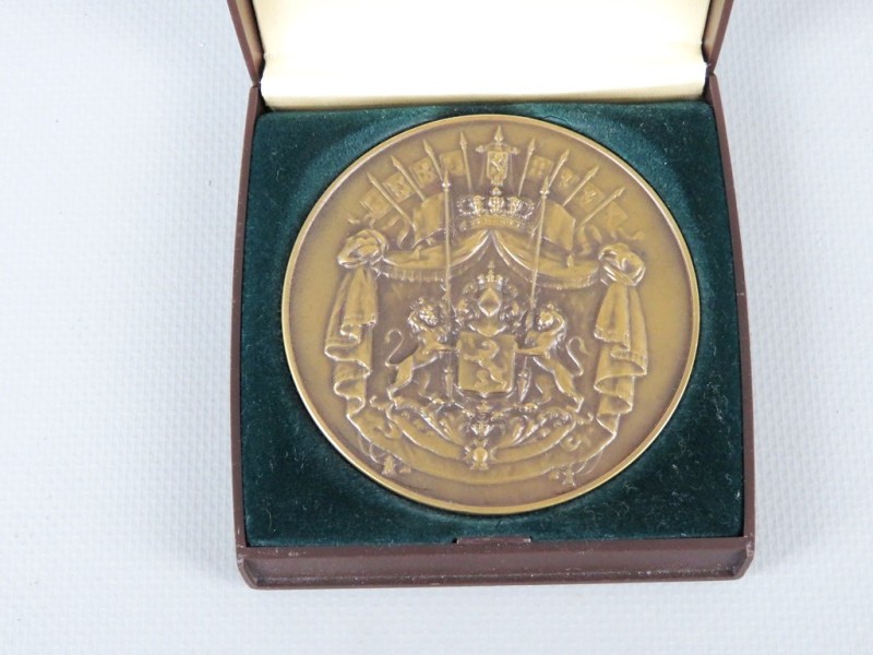 Bronzen medaille van Henri Boel