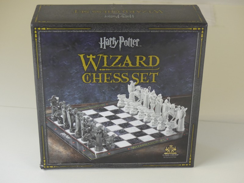 Harry Potter wizard chess set