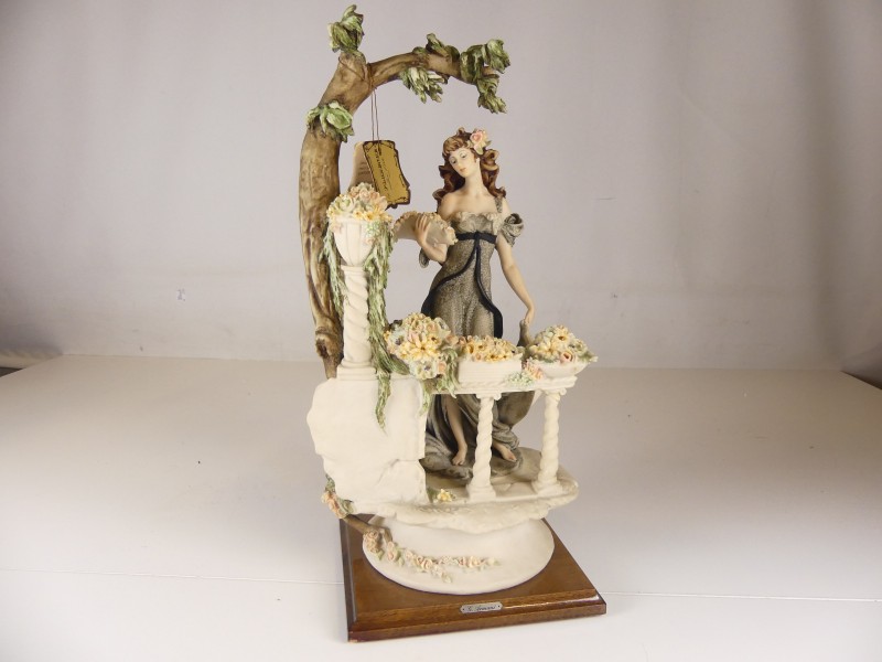 Guiseppe Armani: biscuit Capodimonte - Florence
