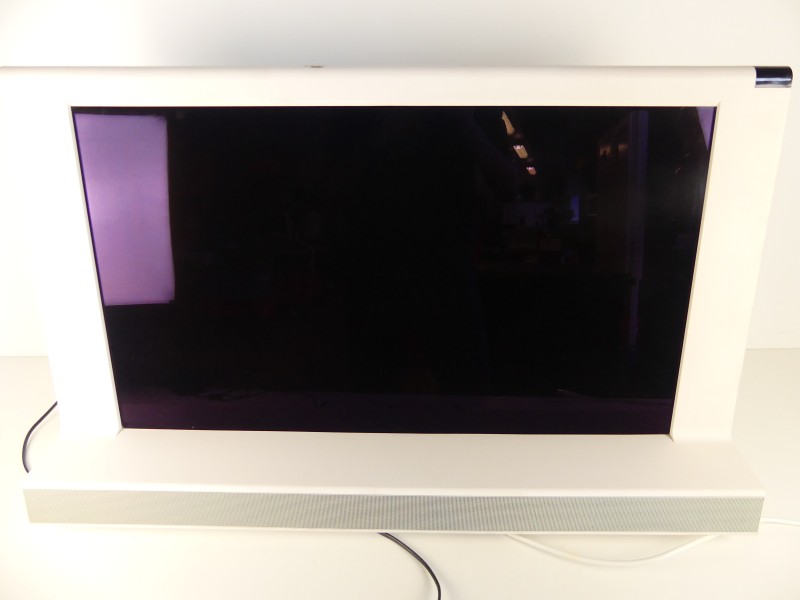 Bang & Olufsen : Beovision 8 - 32" LCD televisie