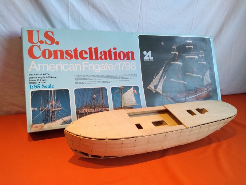 U.S. Constellation (American Frigate) modelbouwschip 1:85