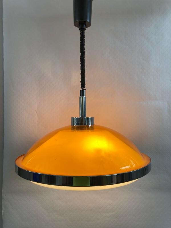 Retro oranje plafondlamp