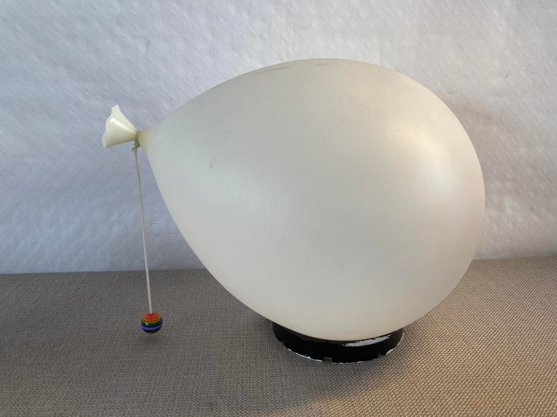 Design lamp: witte ballon