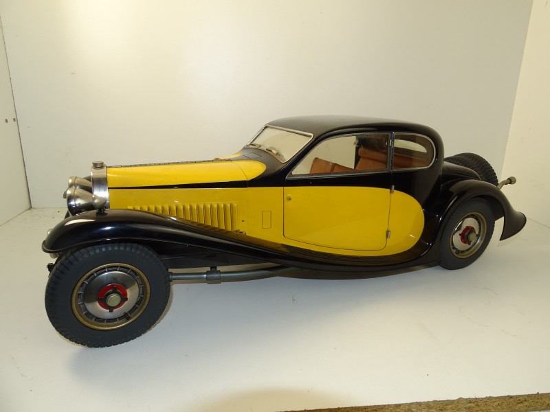 Groot Bugatti 50T, 1/8 - De Kringwinkel