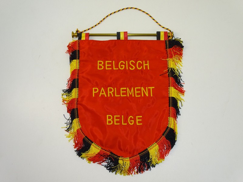Officiële Vlag: Belgisch Parlement Belge