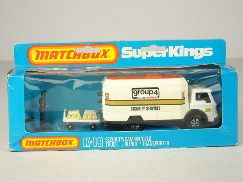 Vintage toy: Matchbox Superkings Group 4 securitas.