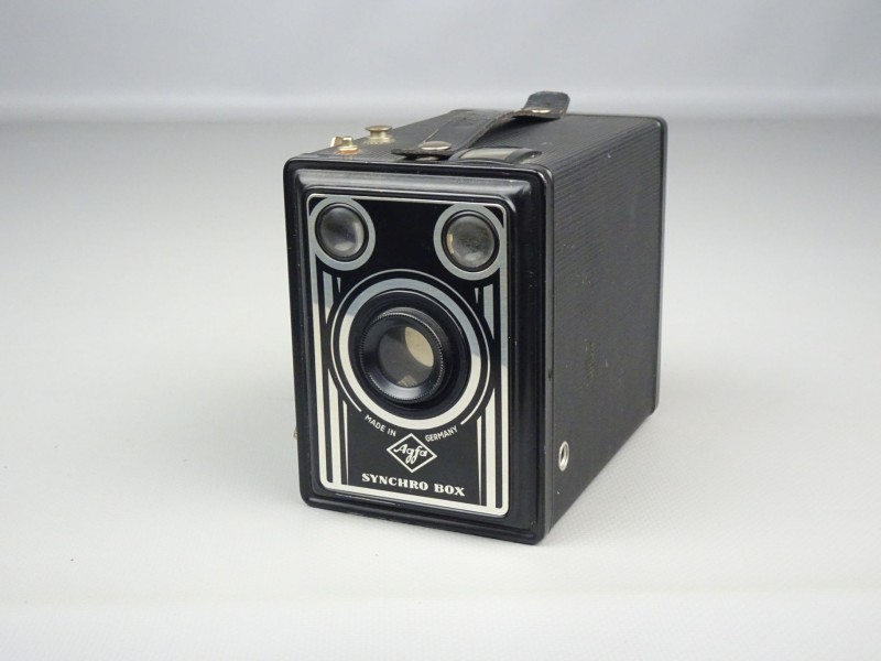 Vintage boxcamera: Agfa Synchro Box.