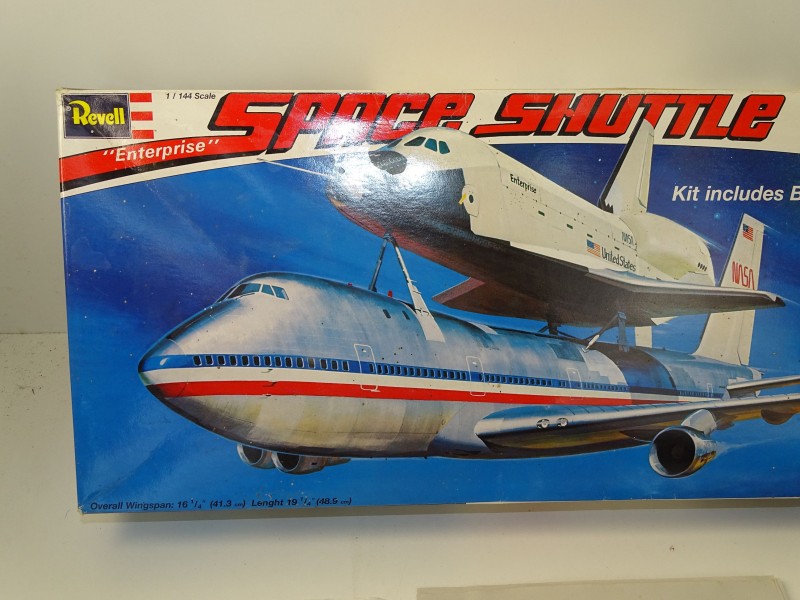 Modelbouwpakket: Space Shuttle And 747, Revell