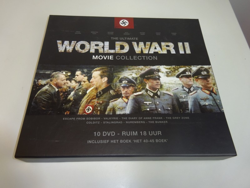 DVD-box: World War II , The Ultimate Movie Collection + 40-45 Boek