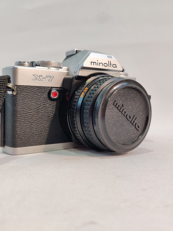 Vintage Minolta X7 met 45mm lens