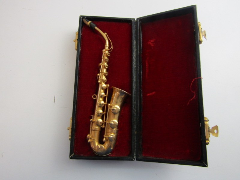 8 Miniatuur Muziekinstrumenten