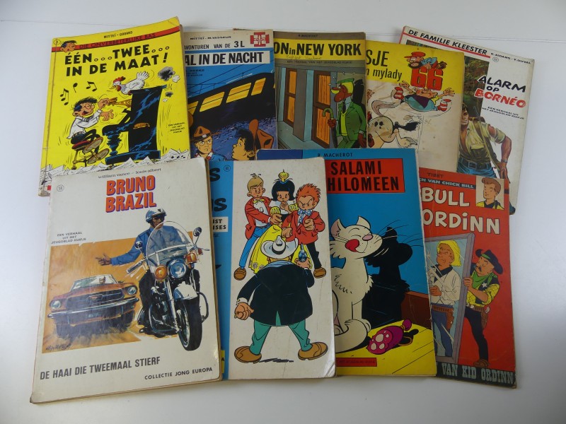 9 vintage stripalbums  uit het Kuifjesweekblad jaren '50 '70