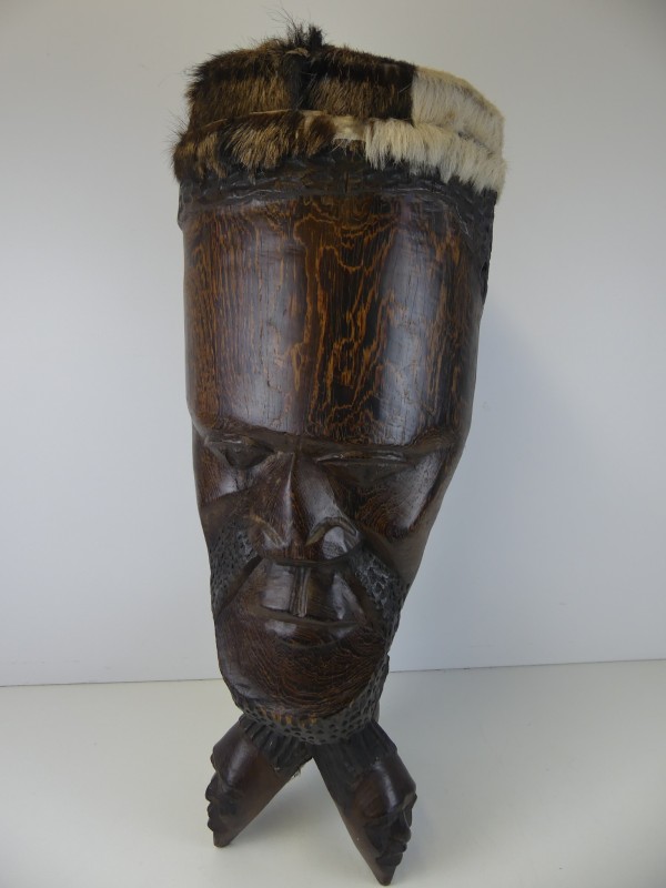 Afrikaanse Kunst: Tribal tam-tam of Djembé