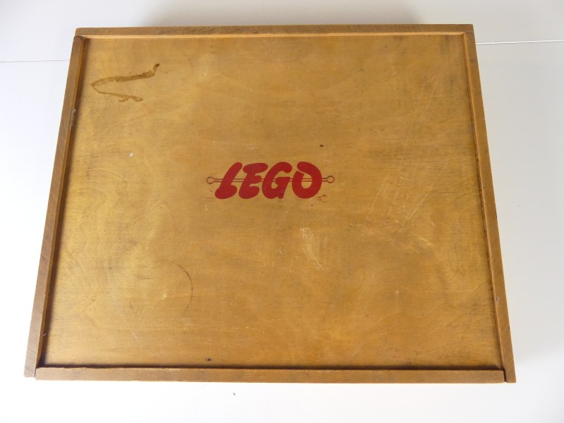 Vintage lego houten kist De Kringwinkel
