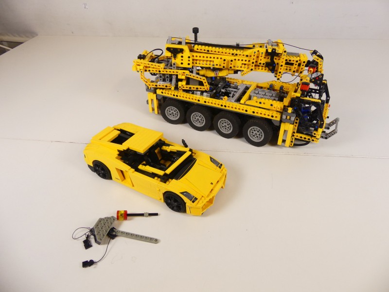 Lego Racers 8169 Lamborghini Gallardo + Lego Technics Mobile Crane