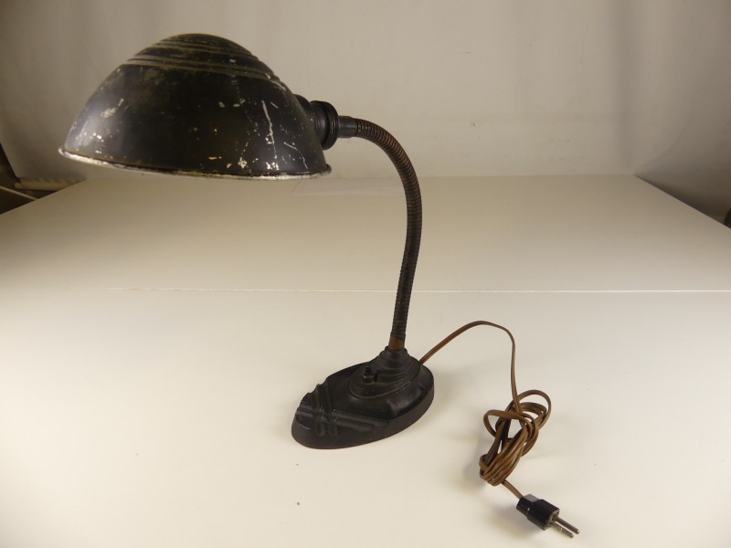 Antieke tafellamp Erpe