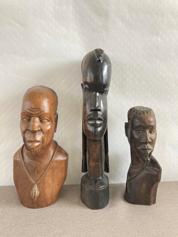 3 handgekerfde houten Afrikaanse mannenhoofden