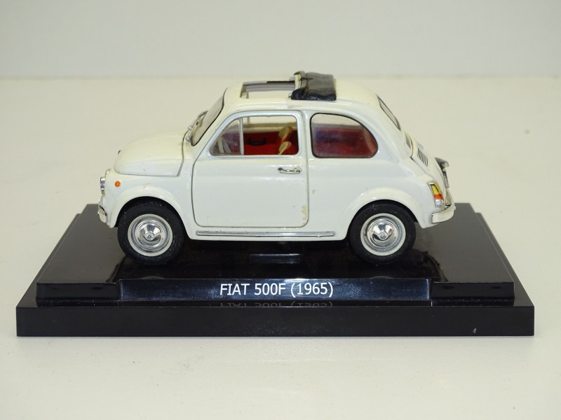 Modelauto: FIAT 500F uit 1965