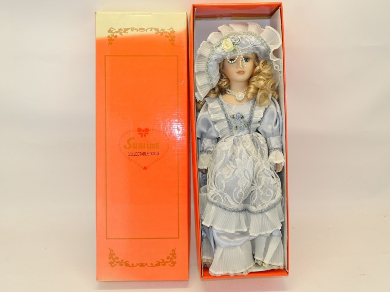Porseleinen Pop: Mirabelle 26901, Sublime Collectable Dolls