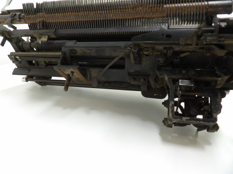 Oude Typmachine: Rheinmetall, Borsig met Korte en Brede Arm
