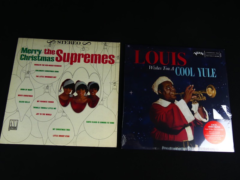 2 Christmas LP's