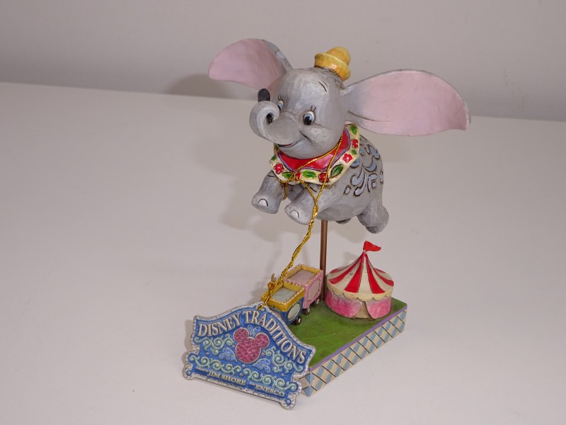 Beeldje: Dumbo, Walt Disney Showcase Collection, Jim Shore