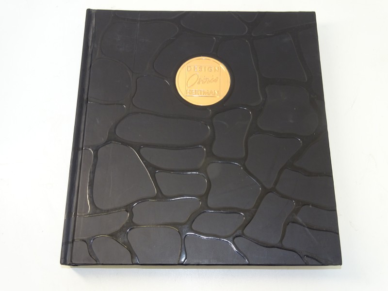 Boek: Design Osiris Hertman, 2014