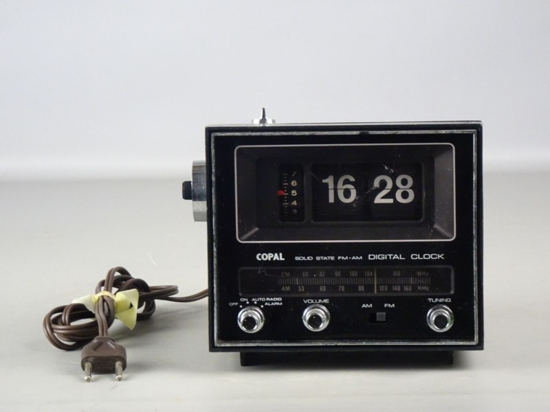 Vintage radio digitale klok "Copal"