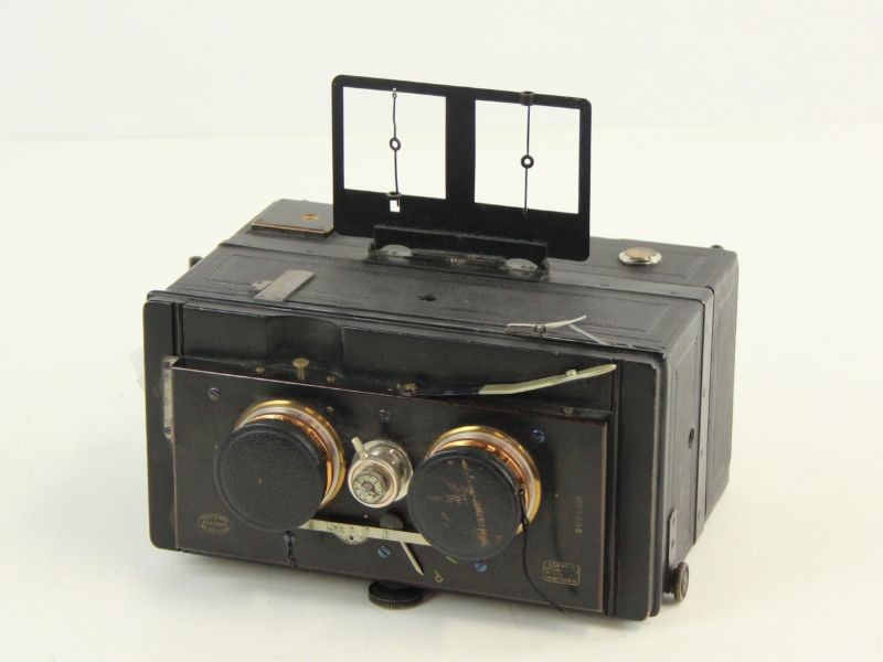 Vintage Stereo camera van La Francia Mackenstein