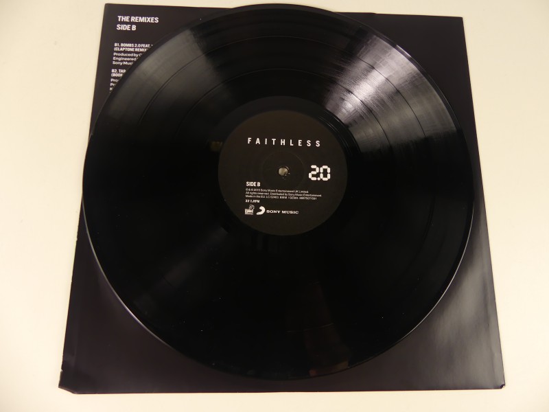 Faithless 2.0 LP's - remixes van Faithless