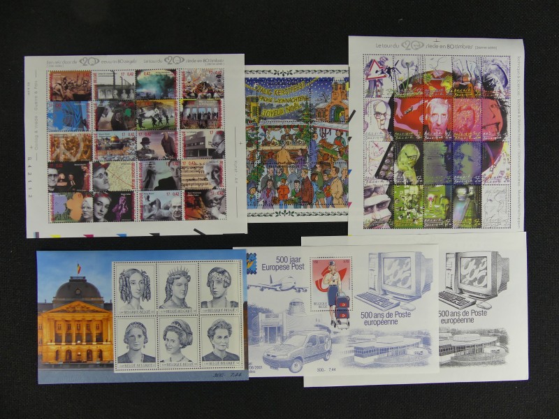 240 gram aan postfrisse postzegels - België