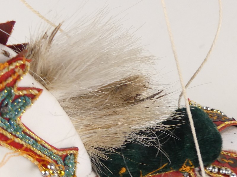 Traditionele marionetten: Paard en Olifant