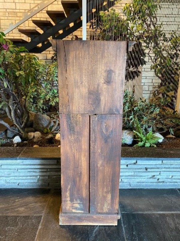 Oude houten kast (131 cm)