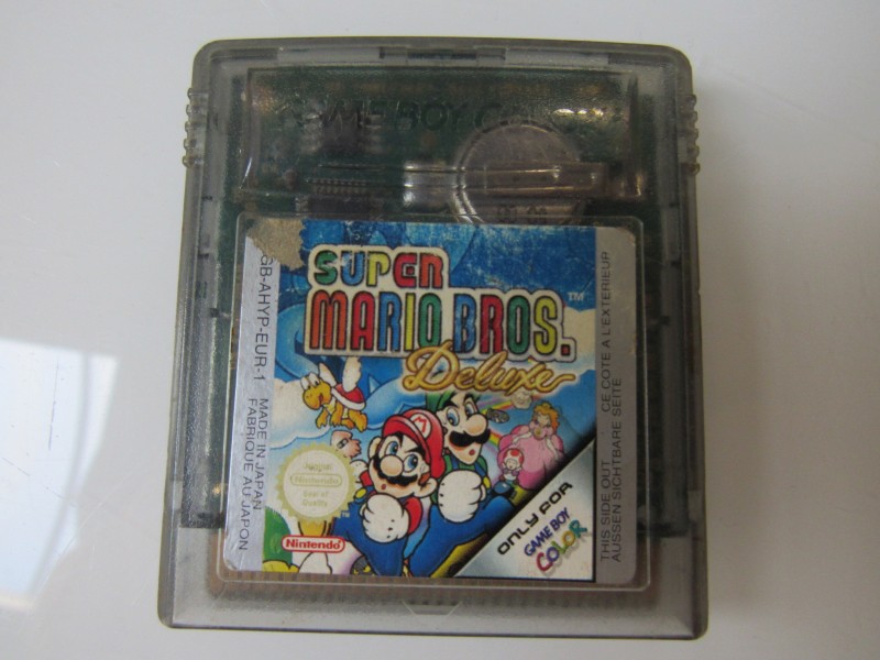 Game Boy Color spel " SUPER MARIO BROS Deluxe "