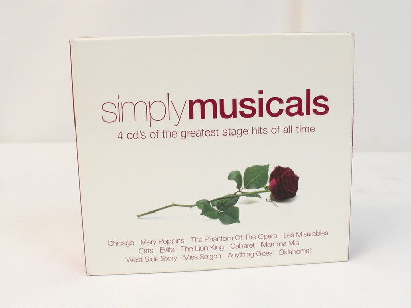 Simply Musicals 2004 CD-box
