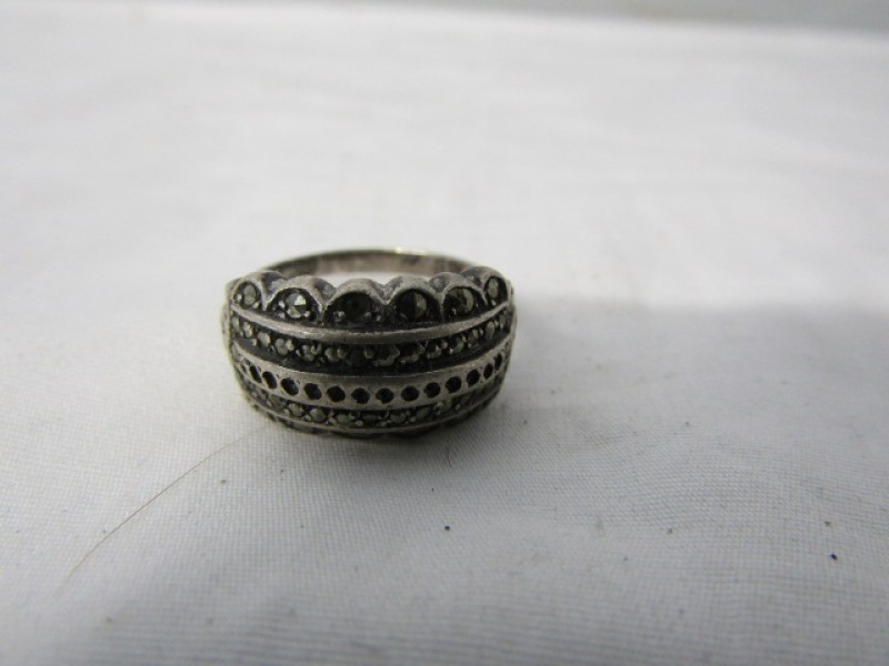 Zilveren Ring 835 Met Brug en Geslepen Steentjes