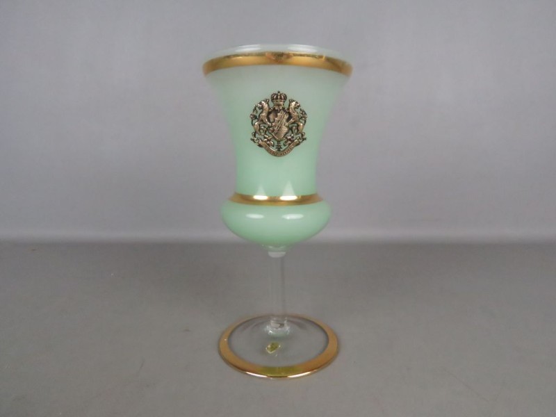 Decoratieve vintage opalescent glas