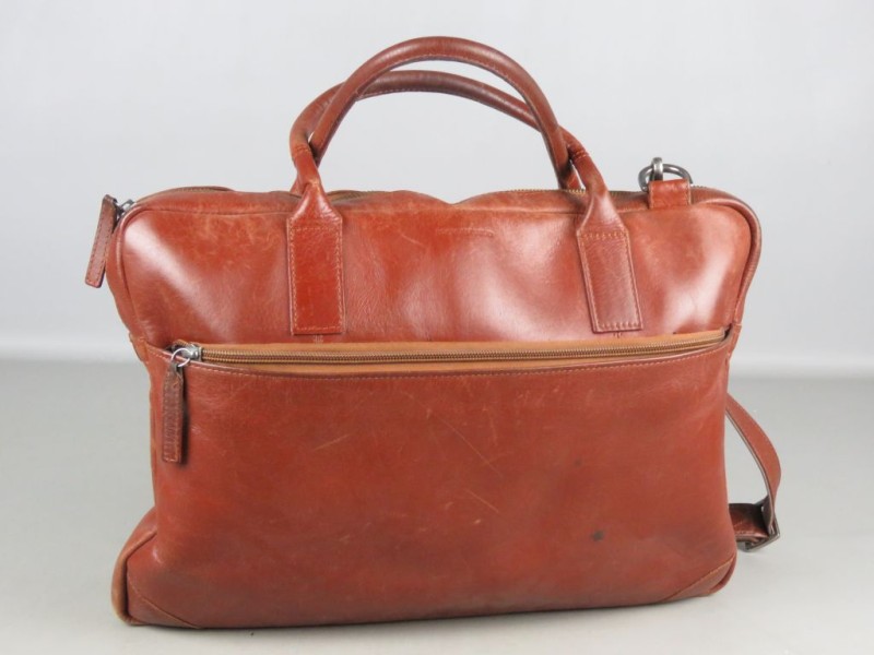 Royal republiq handtas best sale