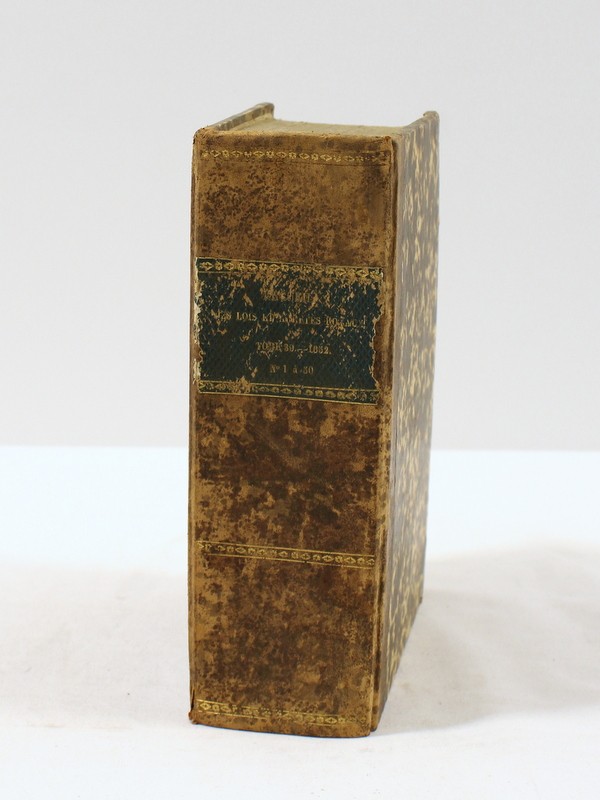Verzameling Der Wetten en Koninklijke Besluiten van België – 1852