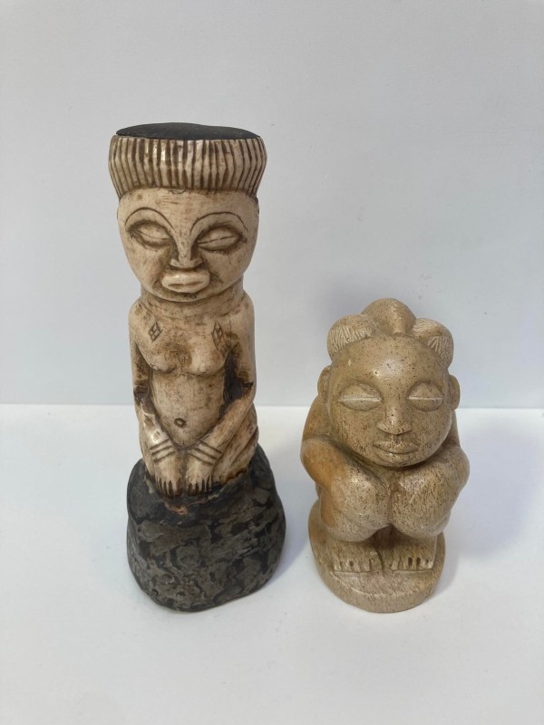 2 etnische, afrikaanse beeldjes: Kongo