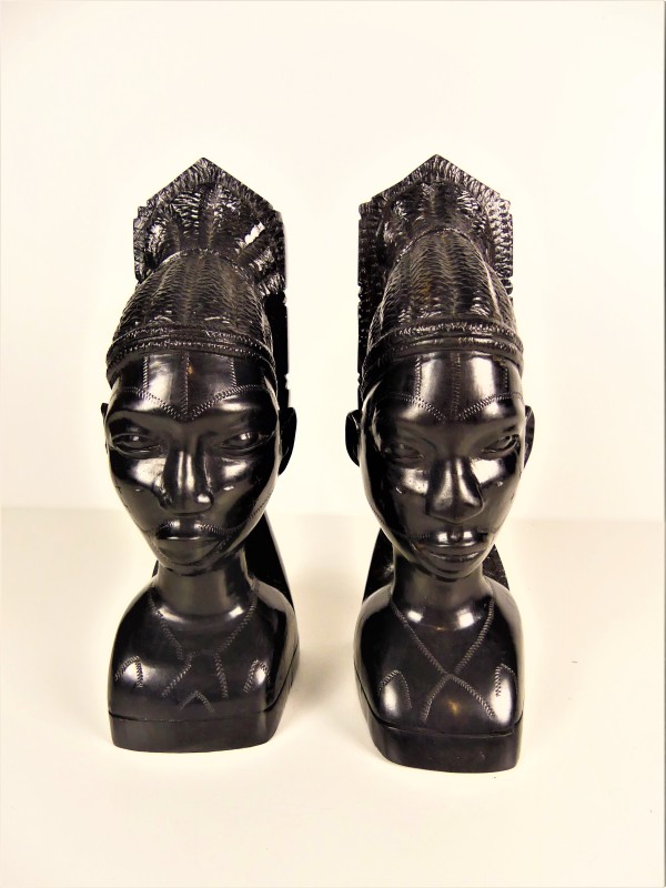 Afrikaanse Man en Vrouw - Houten Bustes