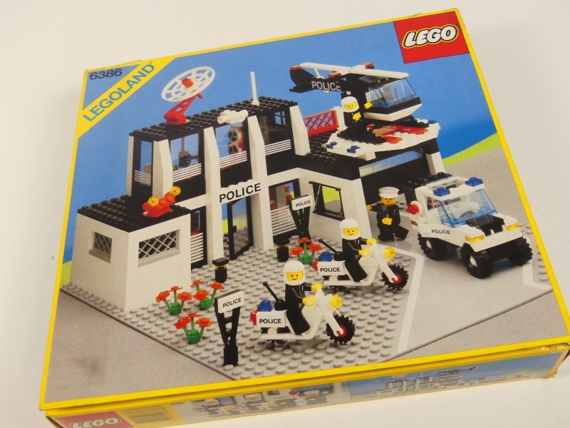 Legoland 6386 'Politie Command Base'