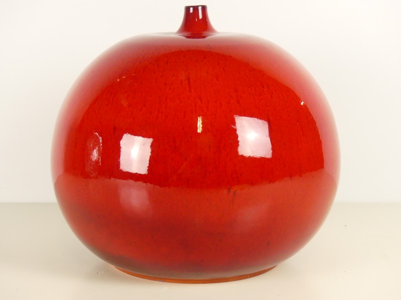 Vintage vaas ''Red Fig '' Rogier Vandeweghe
