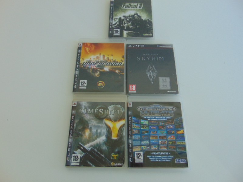 5 PS3 Games: Timeshift, Fallout 3, Skyrim, Need For Speed Undercover en SegaMega Drive