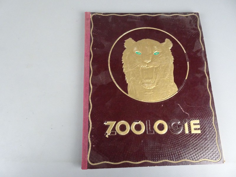 Oud boek 'Zoölogie'