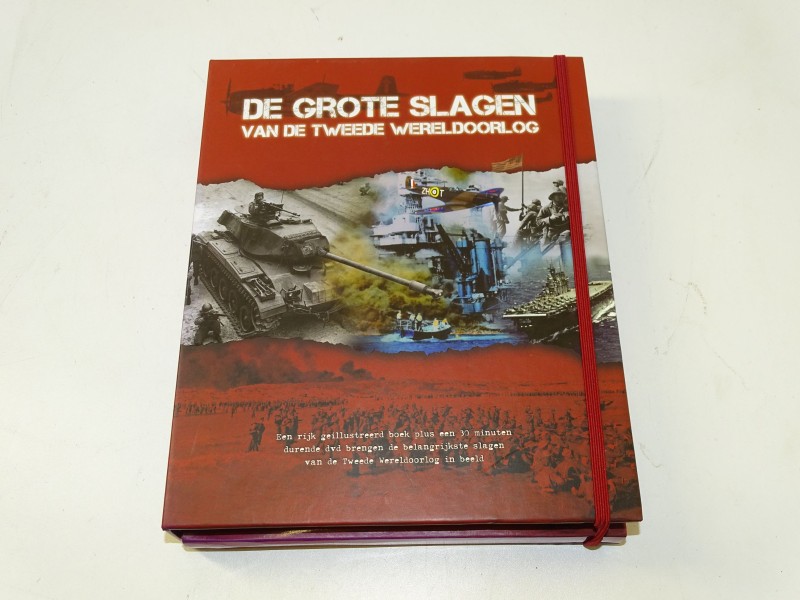 Boek + DVD: De Grote Slagen Van De Tweede Wereldoorlog, 2012