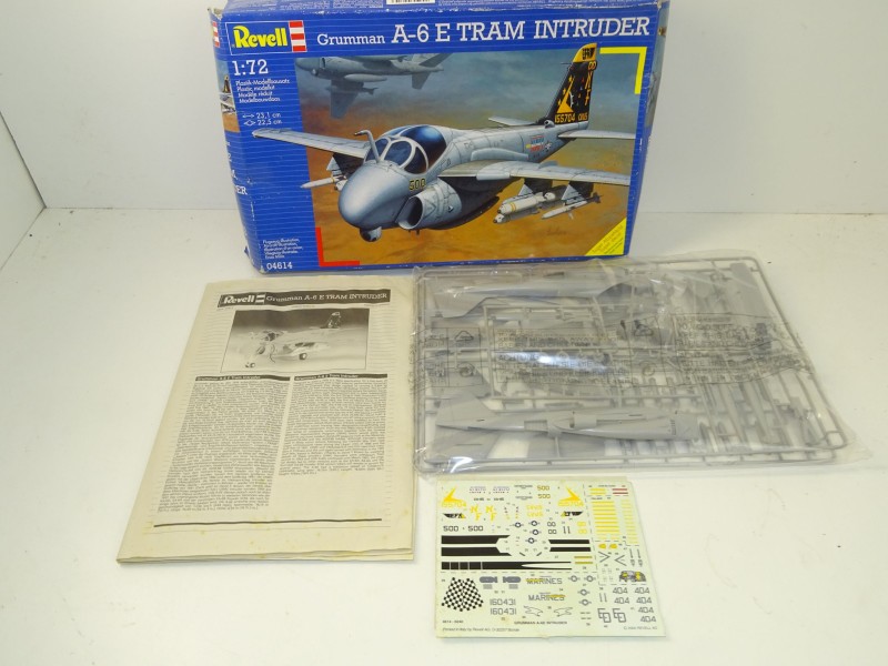 Modelbouwvliegtuig: Grumman A-6 Intruder, 1/72